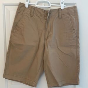 Old Navy Lived-in Straight Khaki Shorts